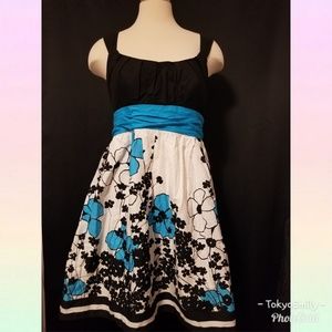 City triangles empire waist floral dress